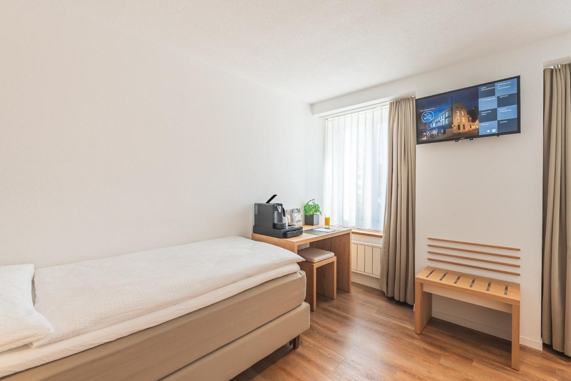 Hotel Artist Бил Екстериор снимка